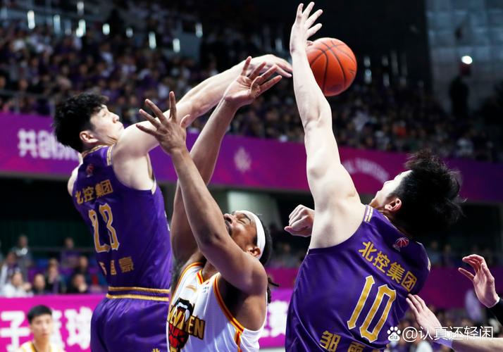 北京体大12人登场均得分大胜哈尔滨工大迎3连胜 李铭泽13分