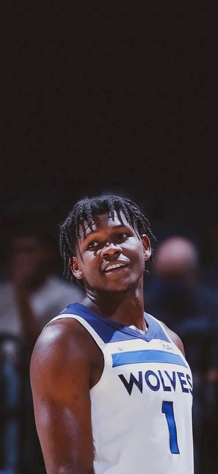 TA:爱德华兹和休斯的未来都存疑,芬威集团需要警惕潜在连锁反应