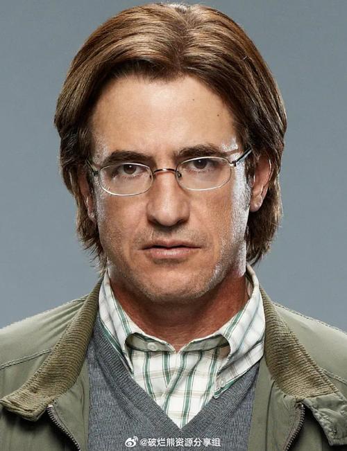 德泽尔比:我有一个女儿,从没有想过去淡化针对女性的暴力问题