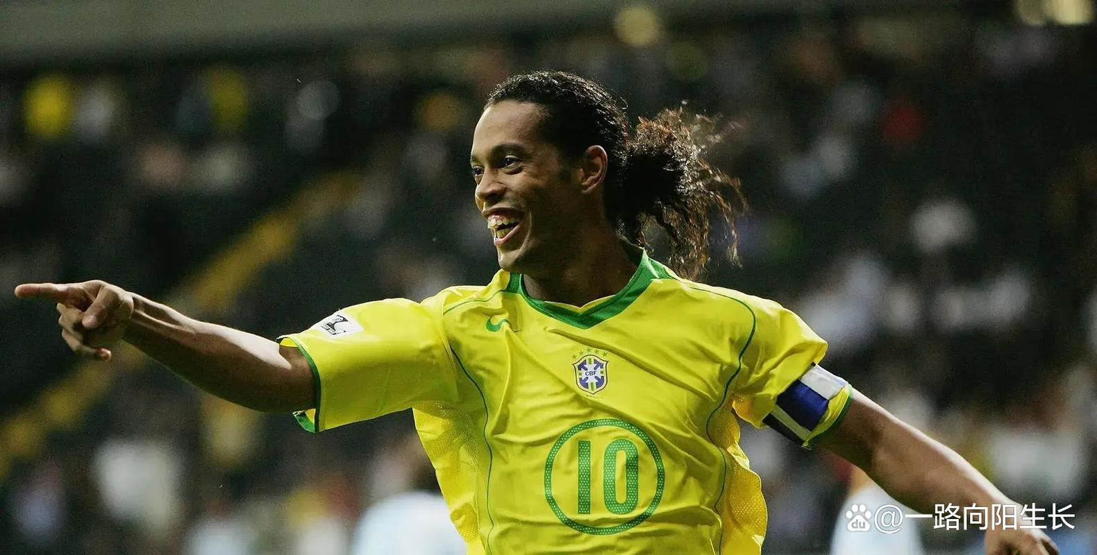 本周四网飞宣布推出纪录片《小罗,独一无二》,上映日期4月16日