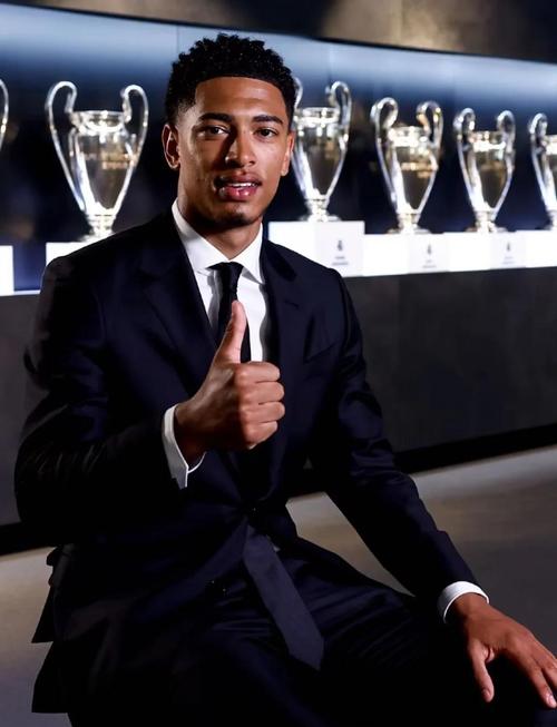 萨哈:贝林厄姆是曼联今夏的理想引援人选,他是世界级球员