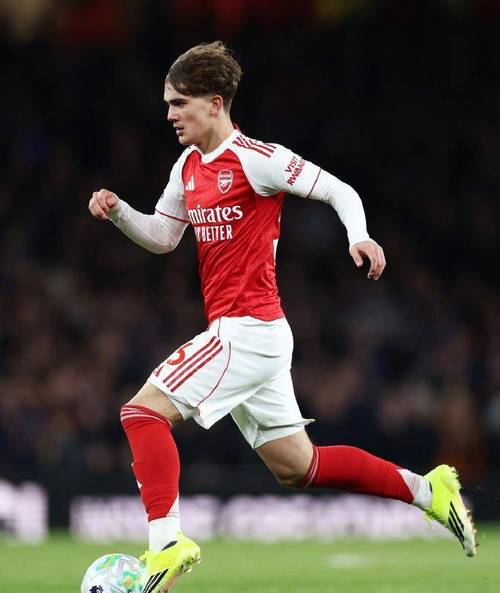 热苏斯：我15岁还在街头踢球，而道曼这个年龄踢上了英超欧冠