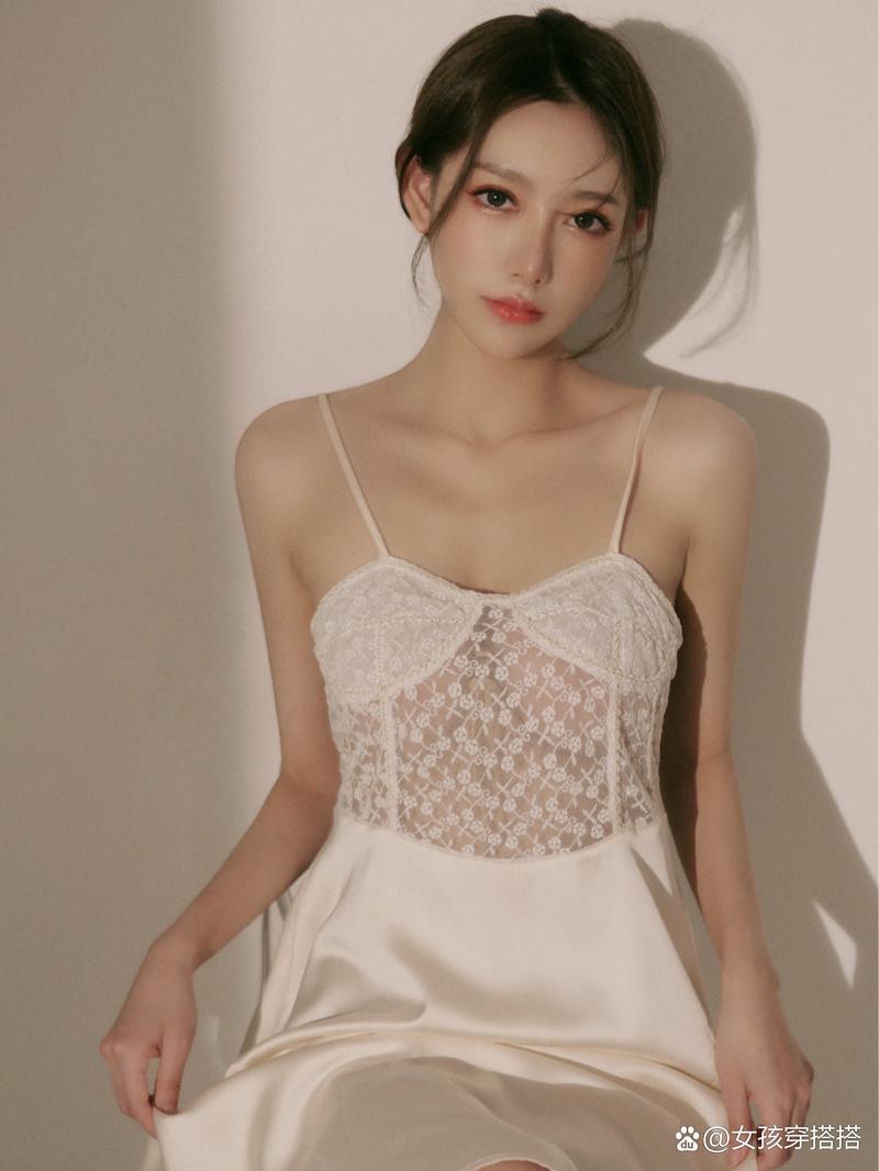 米体：尤文有意B席莱万等人，今夏需腾出2500万欧元薪水空间引援