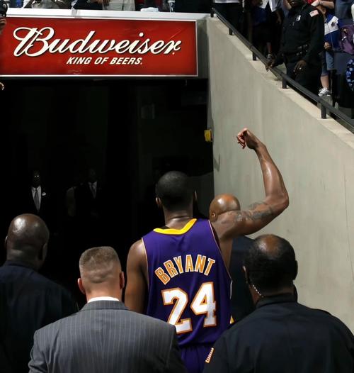 一直存在短板!湖人本场三分球30中7 命中率仅23%