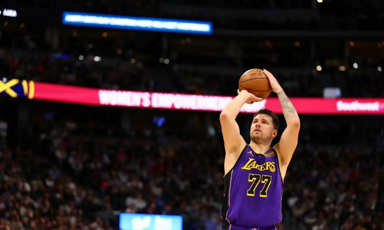 重大伏笔？东契奇此前因16次技犯禁赛一场 目前差一场才能评奖