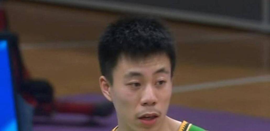 常规赛第33轮最佳阵容：王浩然 乔丹·米奇 张镇麟 鄢手骐 辛普森