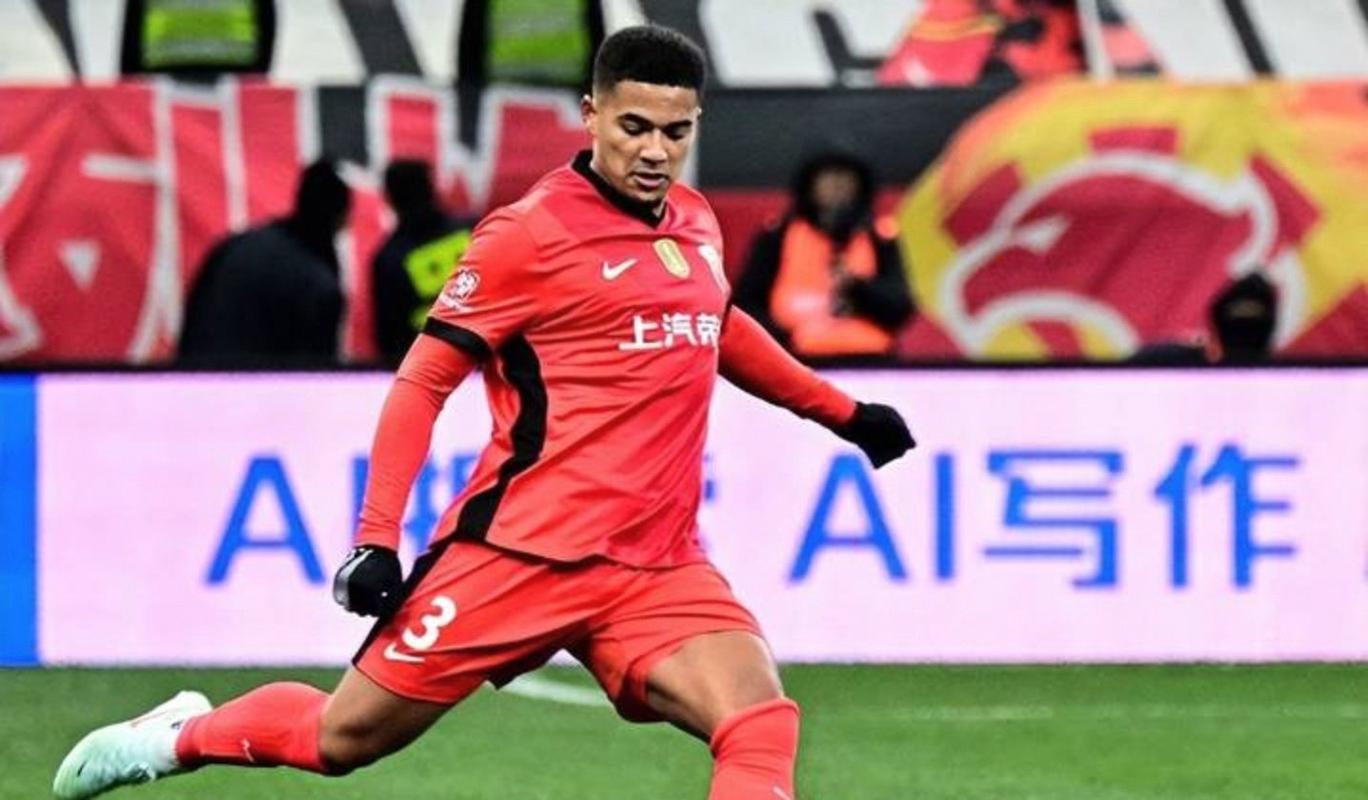 东体:蒋光太已回到上海开启下一阶段康复训练,刘若钒跟队合练