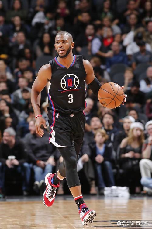 卡马拉本季三分命中数突破200 开拓者队史第四人&利拉德曾8次做到