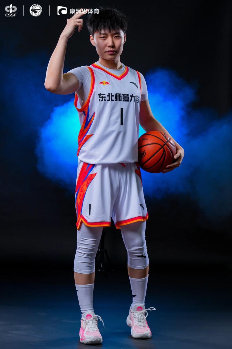 CUBAL女子组-清华大学74分狂胜大连理工 刘琦17+14