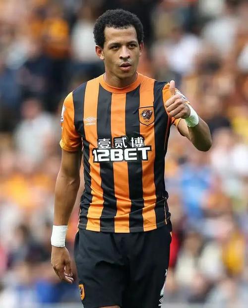 罗塞尼尔:恩佐和库库的言行出于善意 夏窗要引进情绪稳定的球员