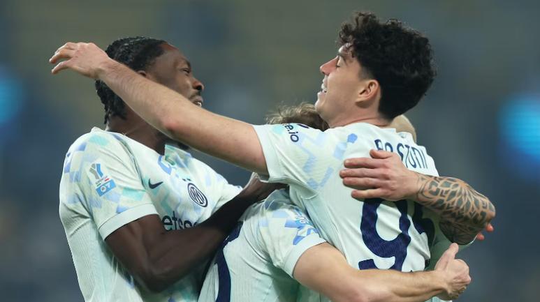 要价6000万！慢镜头：巴萨4500万欧初步报价巴斯托尼，谈判进行中