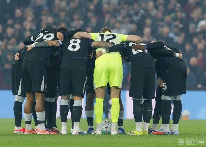 默森:罗塞尼尔依然应该让恩佐上场,如果球迷不满他们会让你知道