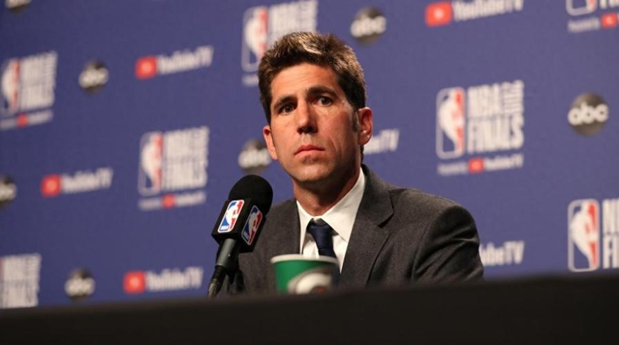 队记:独行侠仍然有意前勇士总经理迈尔斯 但不确定后者是否会来