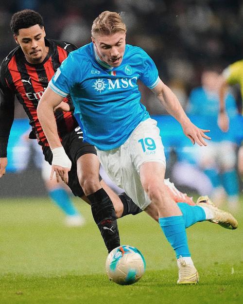 罗体:霍伊伦冲击个人单赛季进球纪录,那不勒斯今夏将会买断他