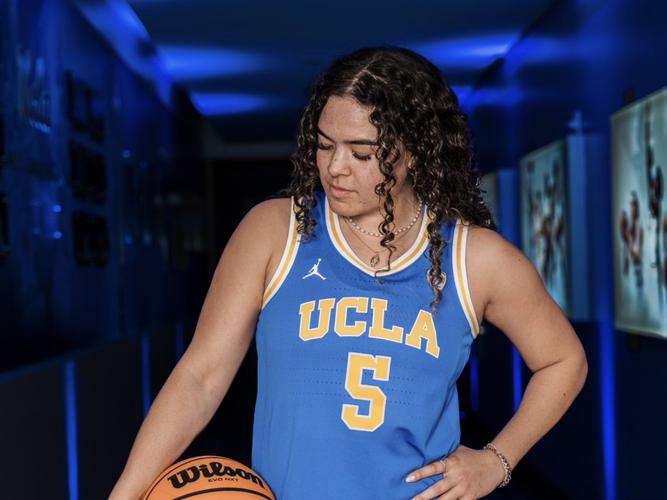 小海梅妹妹率队首次杀入NCAA女篮决赛!UCLA与南卡成功会师