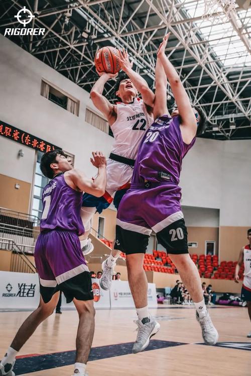 CUBAL-天津财大32分大胜大连理工 伍和岩12+4+4 朱明慧14+5