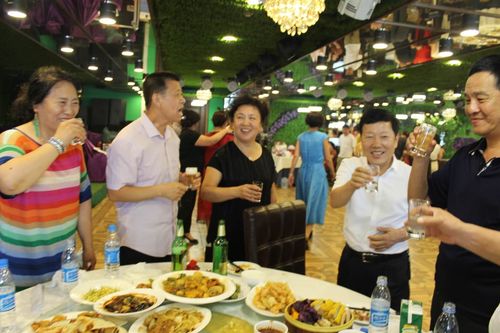 中国海大22分大胜哈尔滨体院 伍贤文28+7 韦旭洲16分