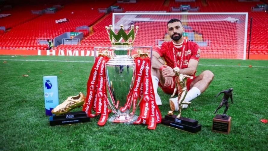 琼斯:萨拉赫以传奇身份离开利物浦,希望能让他带着冠军离开