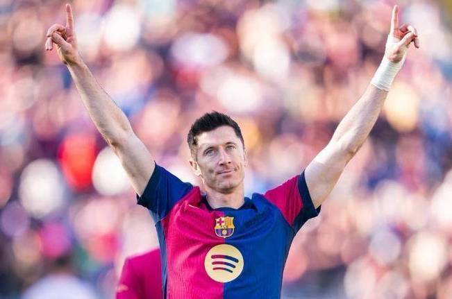 莱万本赛季联赛打进12球,年龄37+球员西甲单赛季进球第二多