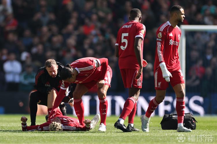 这状态......利物浦近5场比赛仅1胜，下周将客场对阵4连胜的巴黎