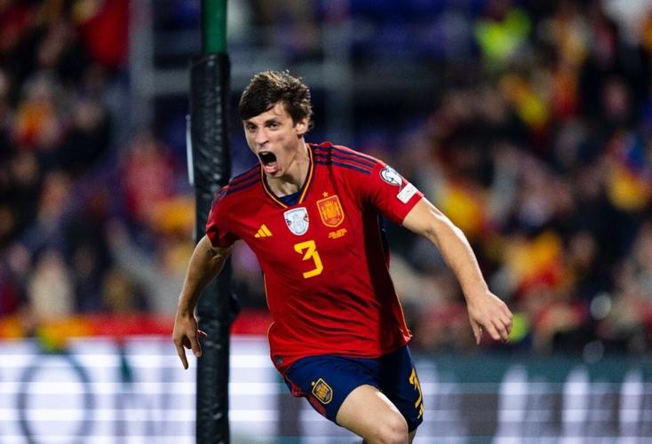 勒诺尔芒：懂球的人都知道马丁那下是红牌 换做我肯定就被罚下了