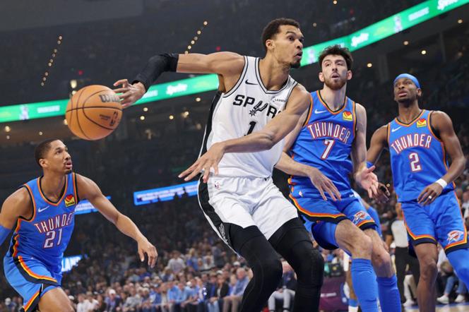 菲律宾联赛的文班亚马!波尔·波尔三场场均轰下37分16板2封盖!