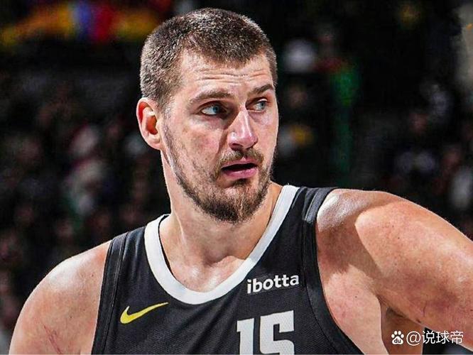 阿德尔曼赞约基奇抛投:比罚球还稳 即便文班防他也是一样