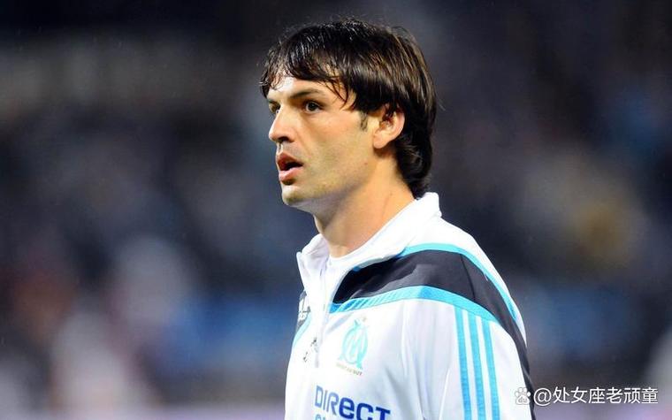 莫伦特斯：皇马轮换球员没有挺身而出，要为争冠拼到最后一刻