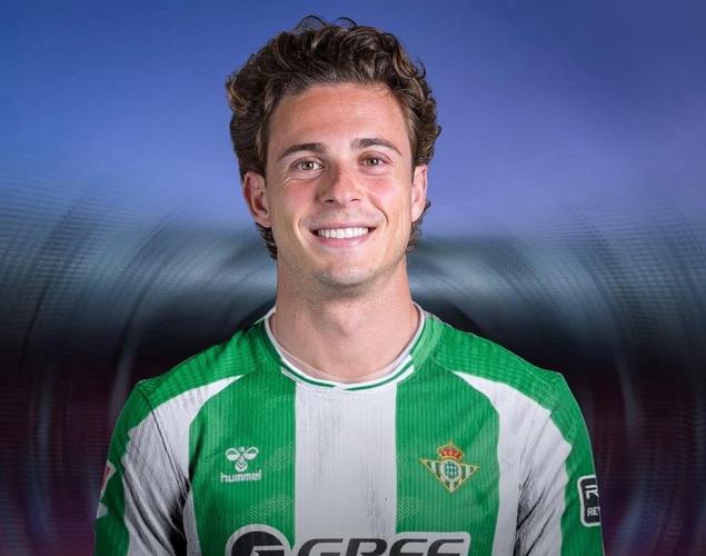 罗马诺:切尔西签瓦伦丁·巴尔科个人条款已达一致,今夏转会