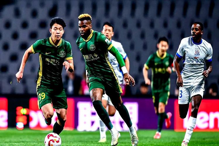 足球报:米特里策可能被追罚,浙江队需解决对核心球员过度依赖