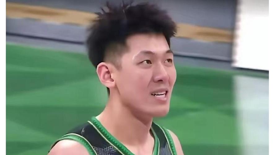 张陈治锋：大家都在拼防守 抓反击 打出我们的积极性