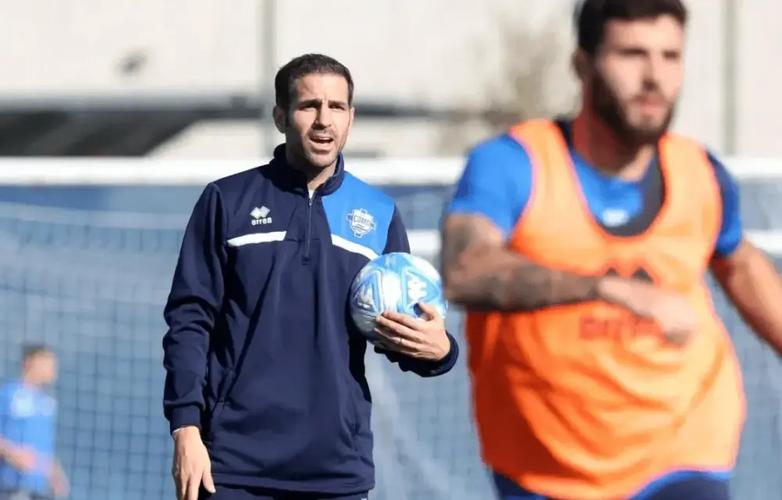 小法:正式接手一线队前,我曾与阿尔特塔深度交流并得到他的鼓励