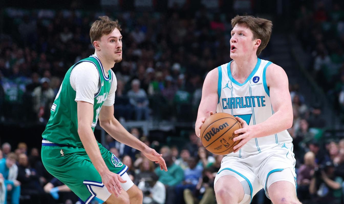 【菜鸟】弗拉格连场45分欲抢回最佳新秀 克尼佩尔14投4中仅11分