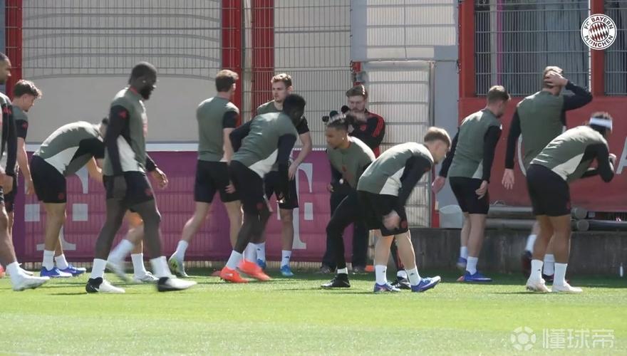 几乎全员仁!除三门乌尔赖希,拜仁球员均参加战皇马赛前最后一练