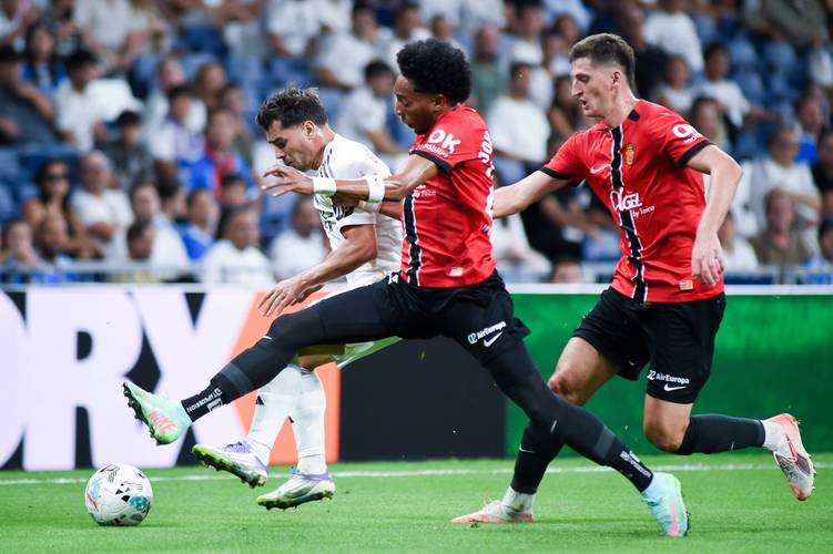 TA:输给马略卡后皇马士气低落,球队实际上已退出西甲冠军争夺