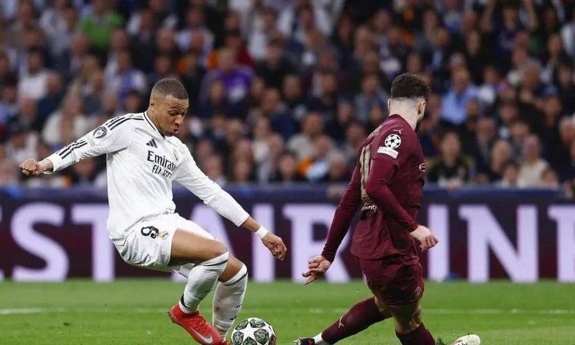 神锋对决！姆巴佩本赛季欧冠9场13球，凯恩同样出战9场打进10球