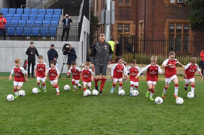 阿森纳青训主管默特萨克：青训是长期工作，球员性格塑造也很重要