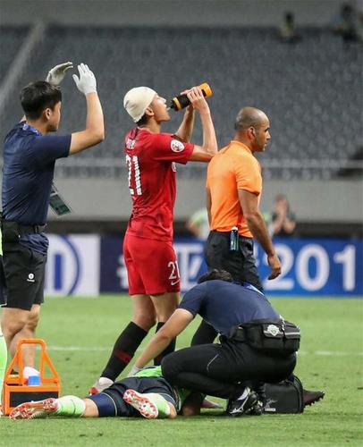 杜月徵回应:无攻击刘浩帆的行为,拉倒他是想战术犯规让队医进场