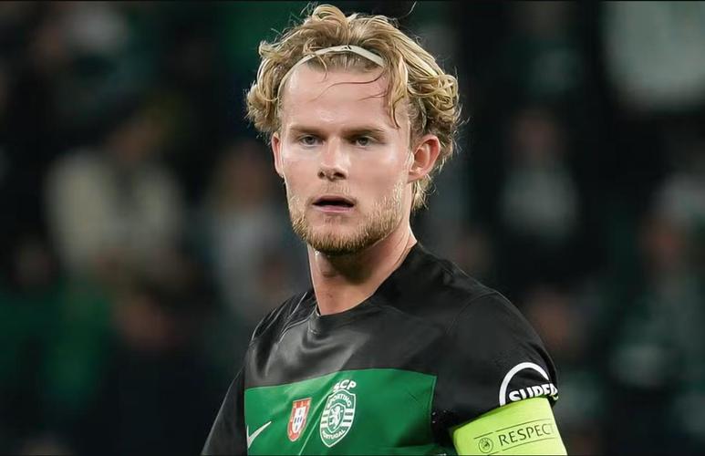 葡媒:由于尤尔曼德遭遇停赛,葡体预计会让德巴斯特搭档守田英正