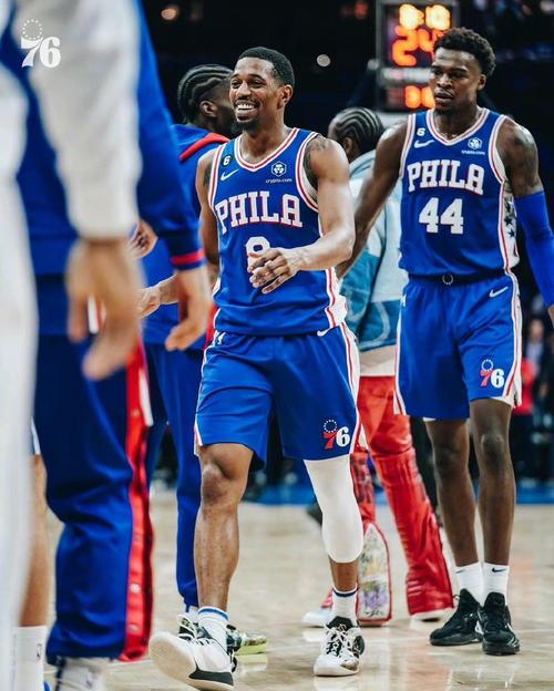 尼昂:湖人该留下这套西部前3的班底 雷霆可能很快要做避税交易