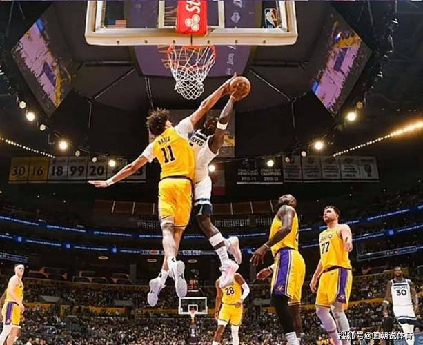 路威:海斯的惊艳能持续吗?艾顿要站出来打出核心级的表现