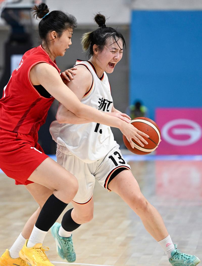 CUBAL女子组-清华大学险胜山东理工 高梓悦28+7 金喆24+6