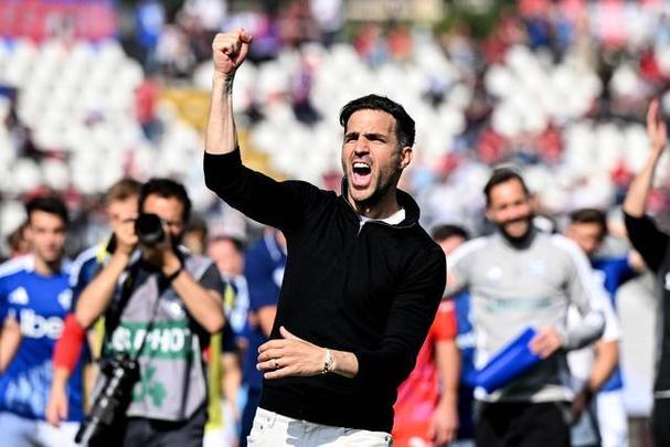 记者:如果孔蒂前往国家队,那不勒斯的终极目标是法布雷加斯