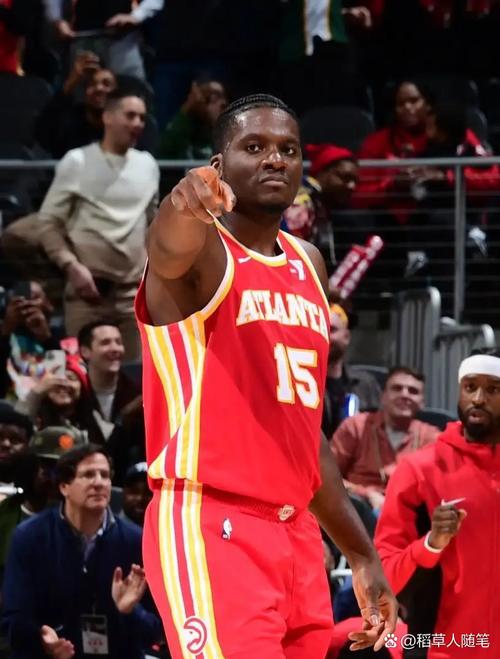 Shams:活塞将与双向合同中锋托卢·史密斯签下一份新的两年合同