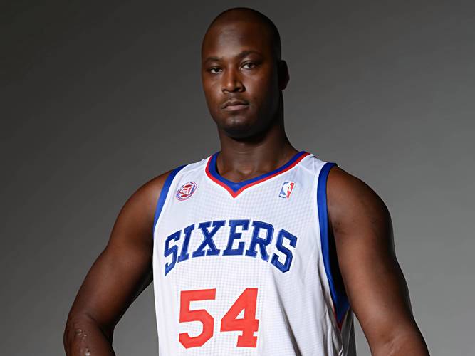 夸梅：布朗尼！你以后要继承十亿美元 你TM要自信起来毫无保留