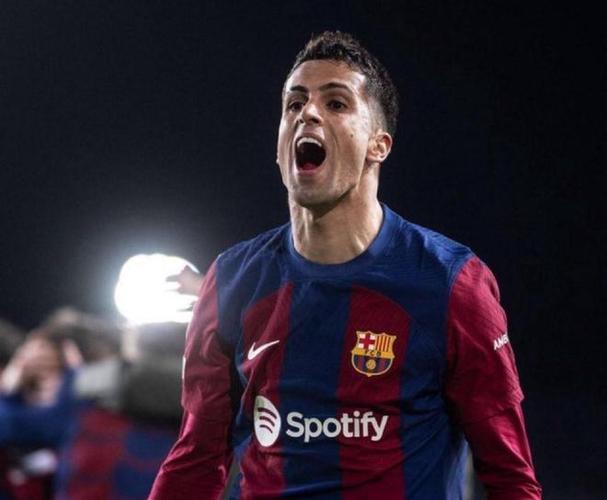 TA:坎塞洛是巴萨冬窗最成功的引援,他的创造力面对马竞相当管用