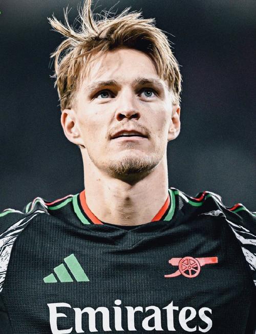 电讯报:枪手亟需厄德高来重燃希望 他是4月最需要证明自己的球员