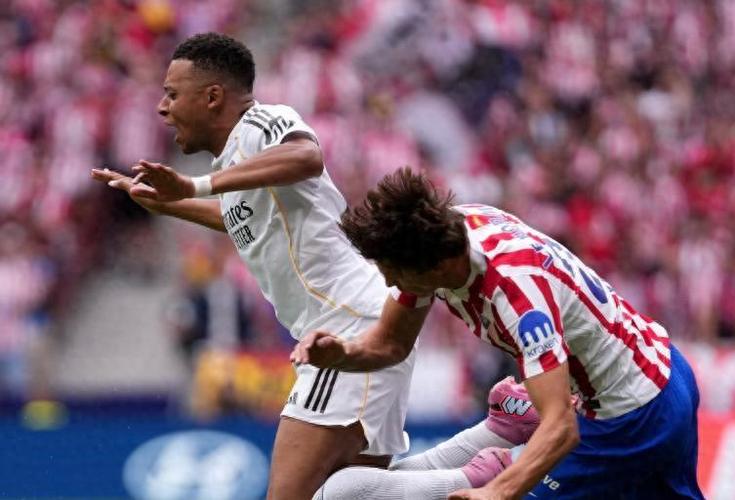 琼阿梅尼：塔对姆巴佩犯规是否红牌我没看清，但我的犯规不该染黄