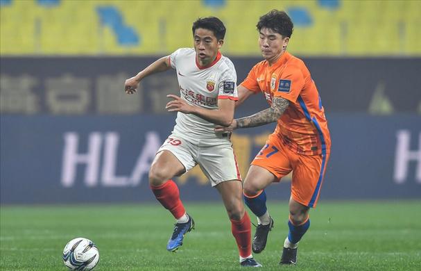 东体评海港:懂得在逆境和挫折中进步,年轻人有可能贡献更多