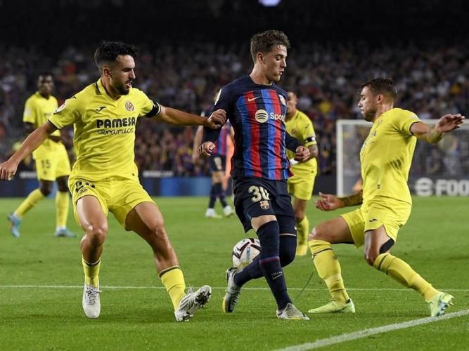 世体：扎哈维将现场观战巴萨VS马竞，并和弗里克及莱万商谈未来